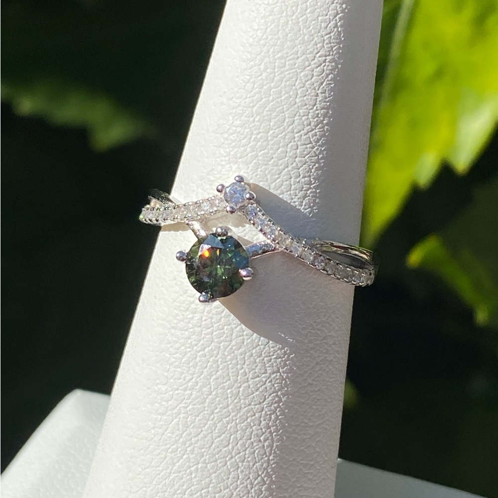 ✨Beautiful 0.5 ct Olive Green Moissanite Wishbone Ring ✨
